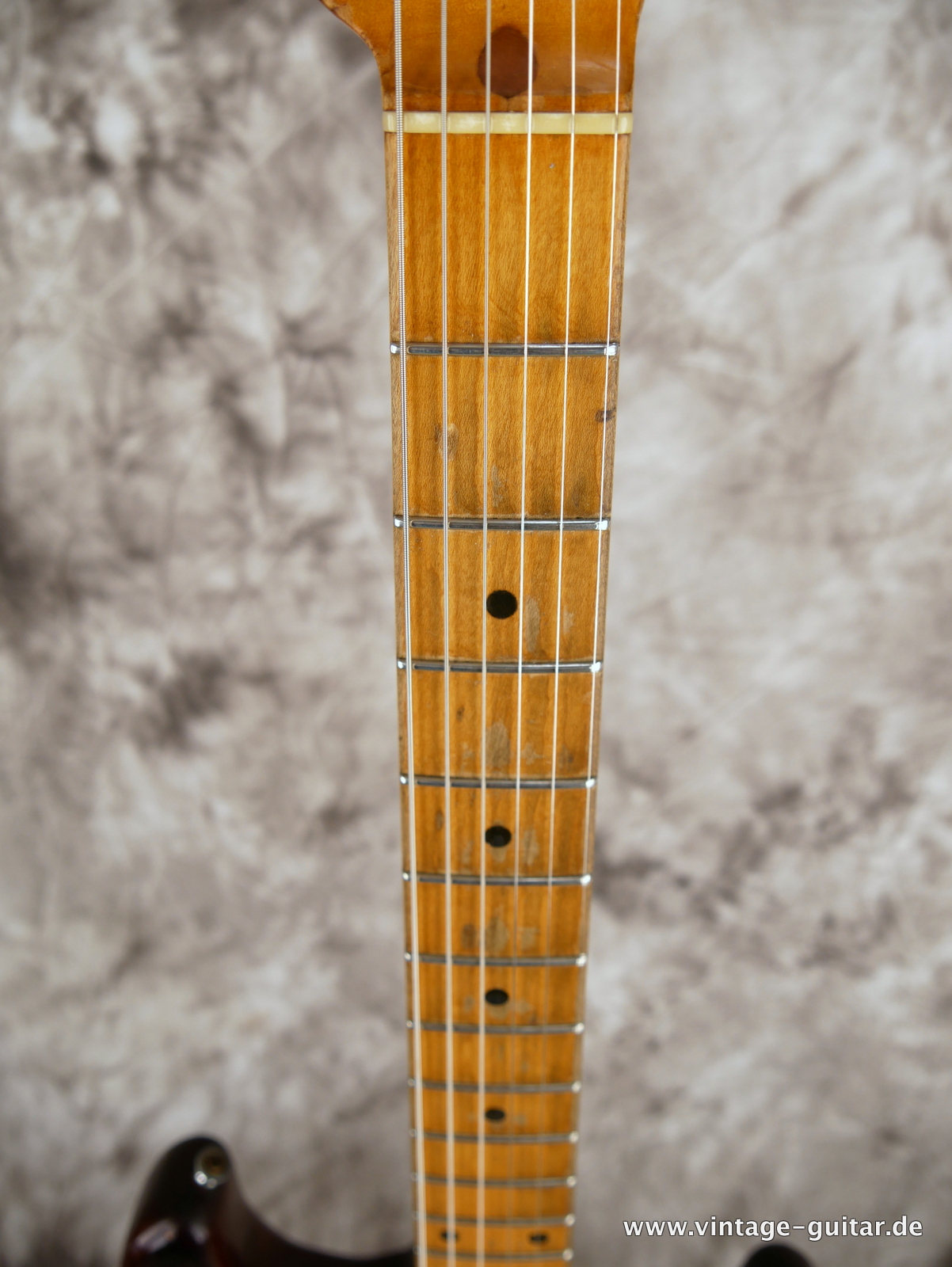 img/vintage/5397/Fender-Stratocaster-1958-sunburst-011.JPG