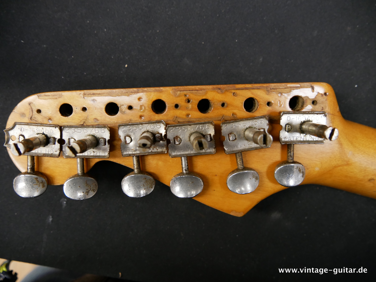 img/vintage/5397/Fender-Stratocaster-1958-sunburst-047.JPG