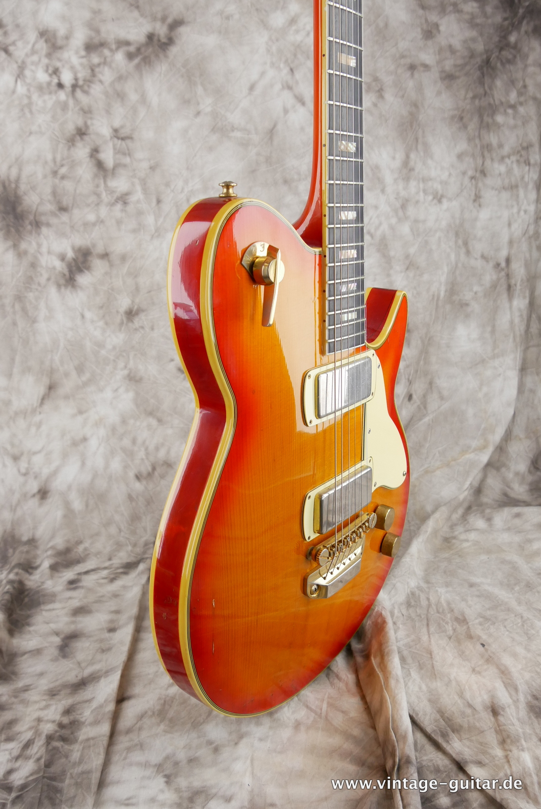 Framus-Nashville-1975-sunburst-009.JPG