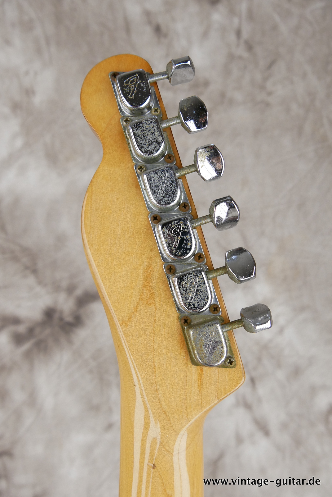 Fender-Telecaster-1969-blonde-010.JPG