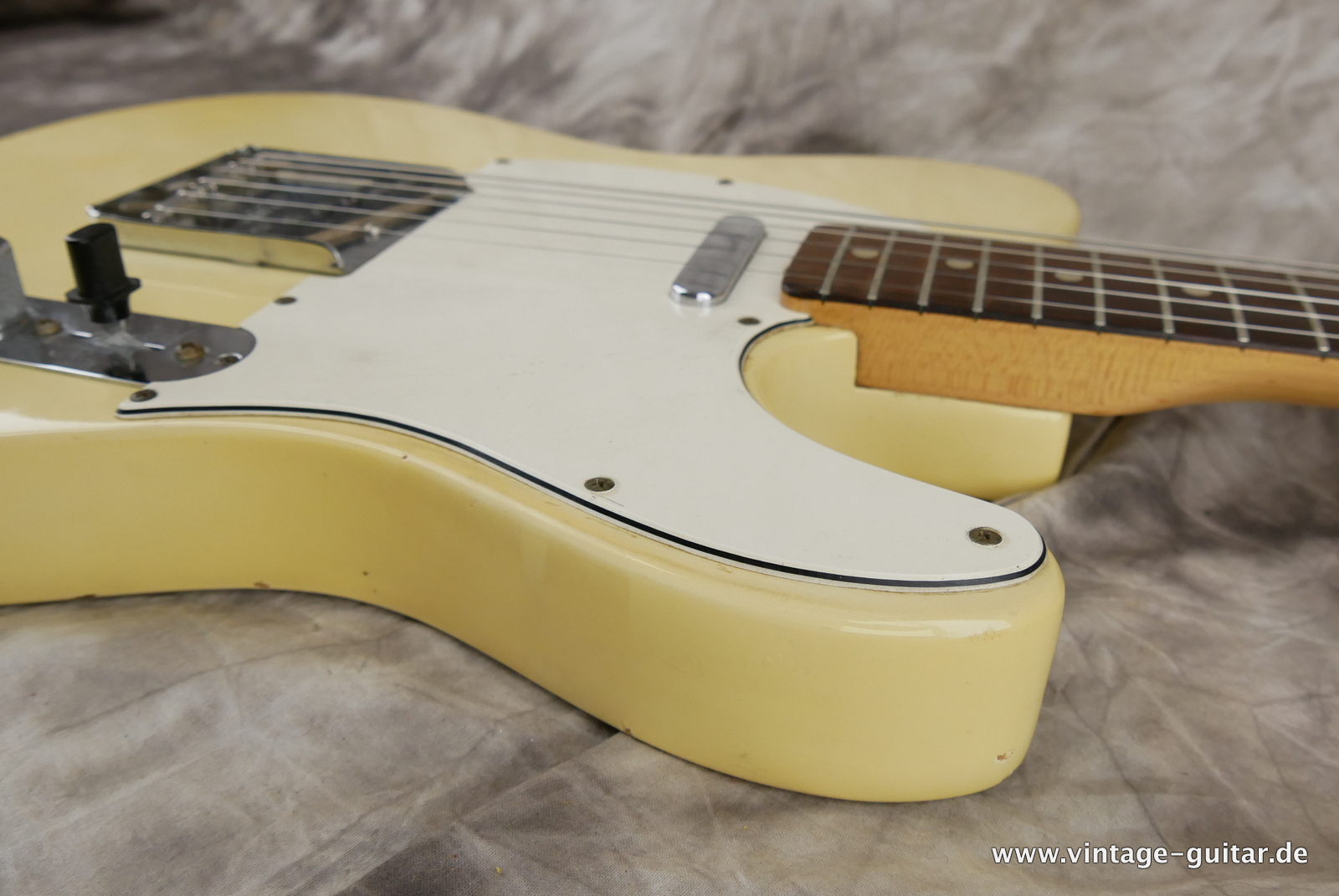 Fender-Telecaster-1969-blonde-020.JPG