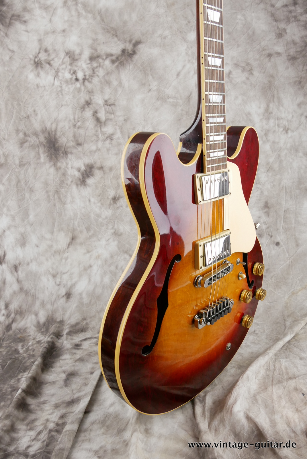 img/vintage/5401/Gibson-ES-369-1982-sunburst-009.JPG