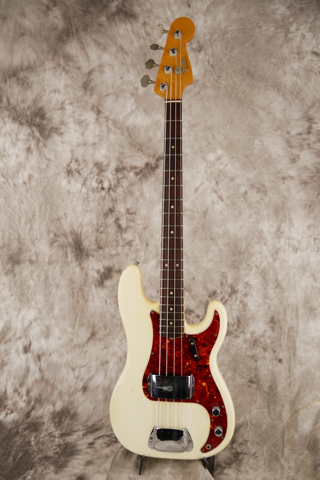 Fender-Precision-Bass-1966-olympic-white-001.JPG