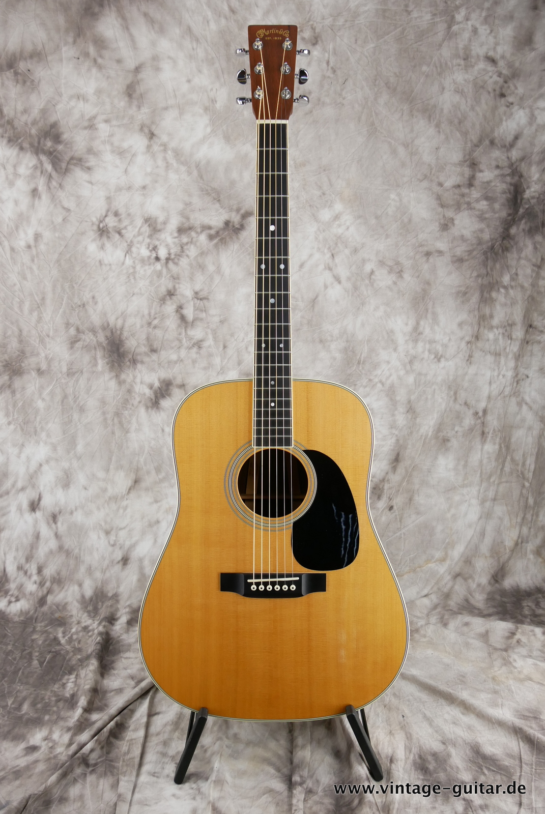 Martin-D-35-MP-2011-natural-001.JPG