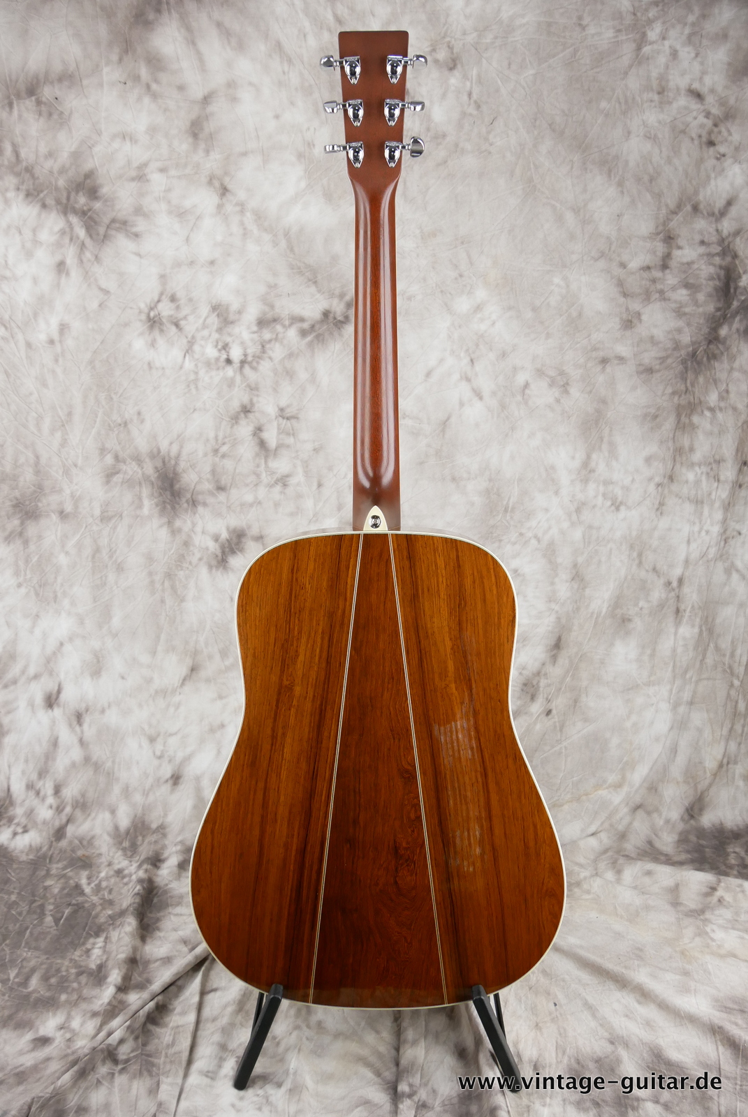 Martin-D-35-MP-2011-natural-002.JPG