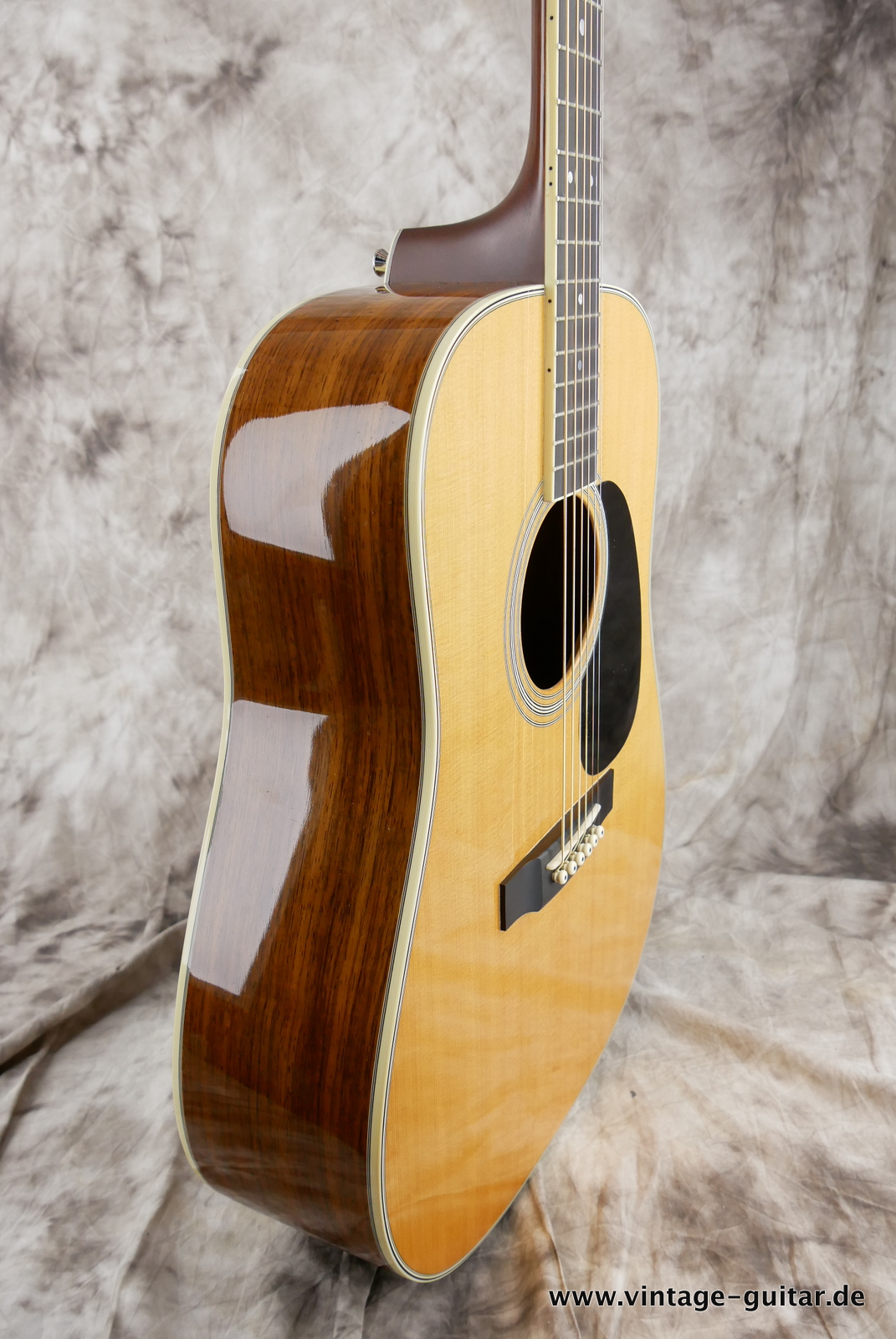 Martin-D-35-MP-2011-natural-009.JPG