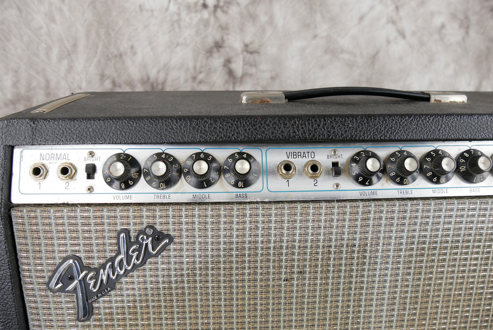 Fender_Twin_Reverb_black_USA_1978-005.JPG