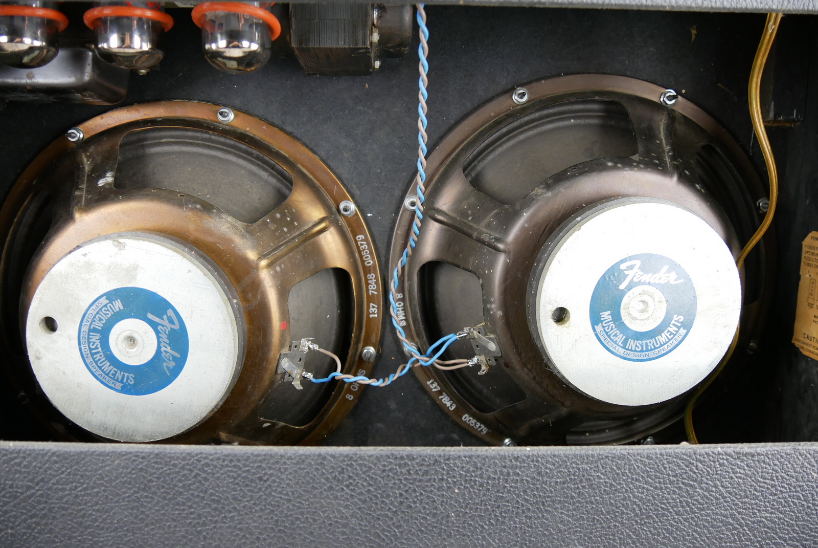 img/vintage/5412/Fender_Twin_Reverb_black_USA_1978-009.JPG