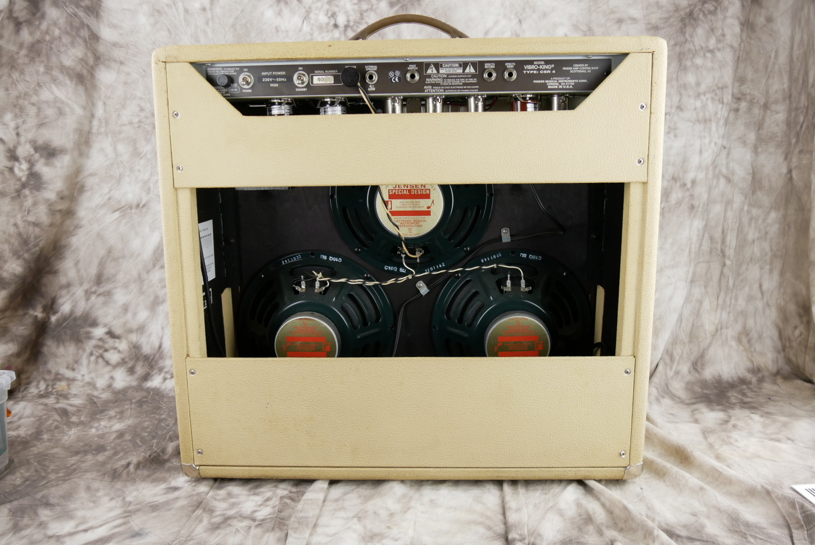 img/vintage/5413/Fender_Custom_Vibro_King_blonde_USA_1998-002.JPG