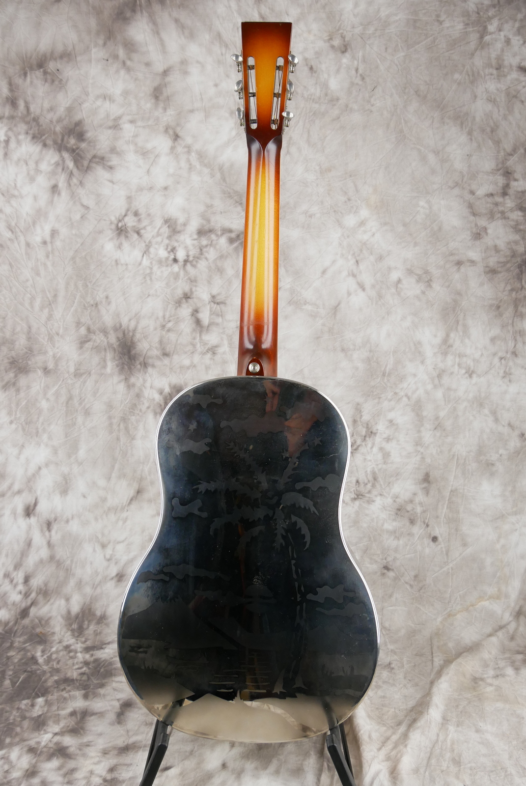 img/vintage/5416/National_Reso_Phonic_Style_0_nickel_plated_brass_body_USA_2004-002.JPG