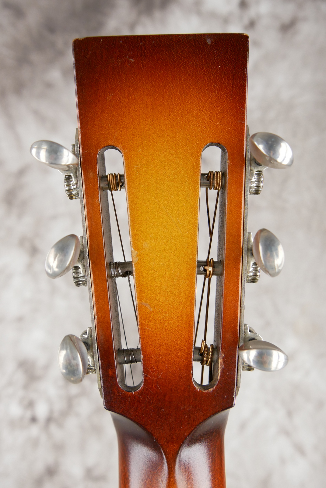 img/vintage/5416/National_Reso_Phonic_Style_0_nickel_plated_brass_body_USA_2004-010.JPG