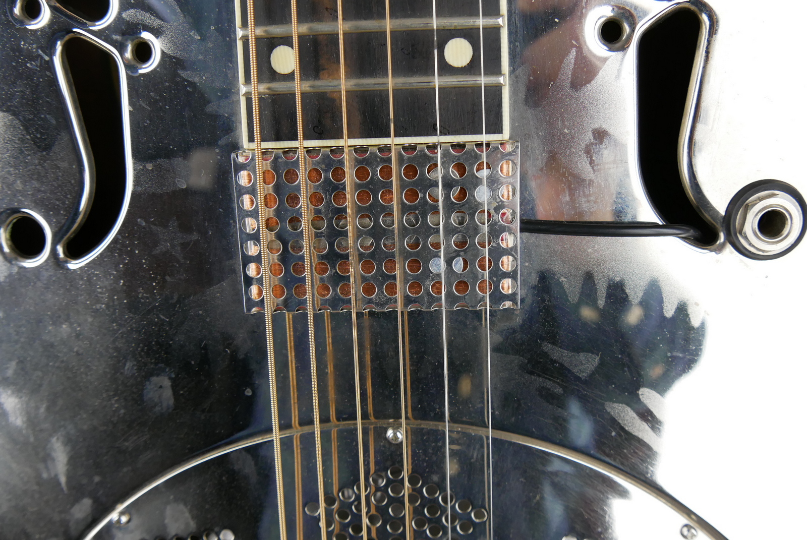 img/vintage/5416/National_Reso_Phonic_Style_0_nickel_plated_brass_body_USA_2004-013.JPG