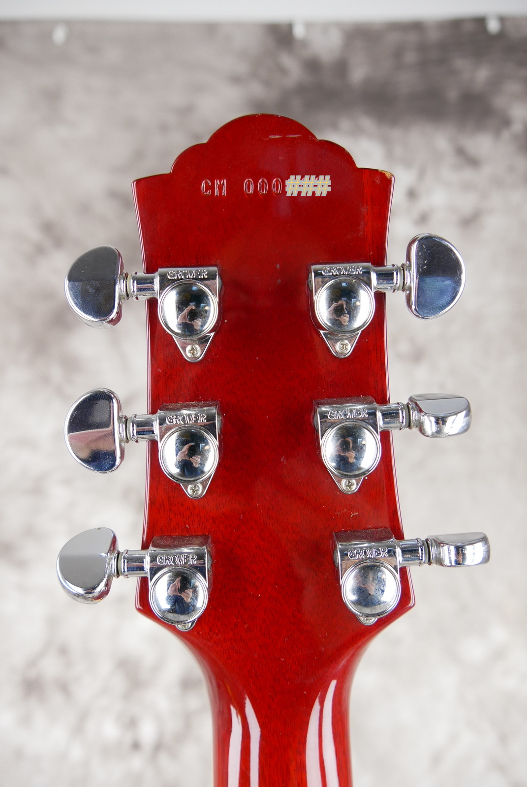 img/vintage/5420/Guild_Bluesbird_Bigsby_Lindy_Fralin_quilted_maple_top_cherry_sunburst_2003-010.JPG