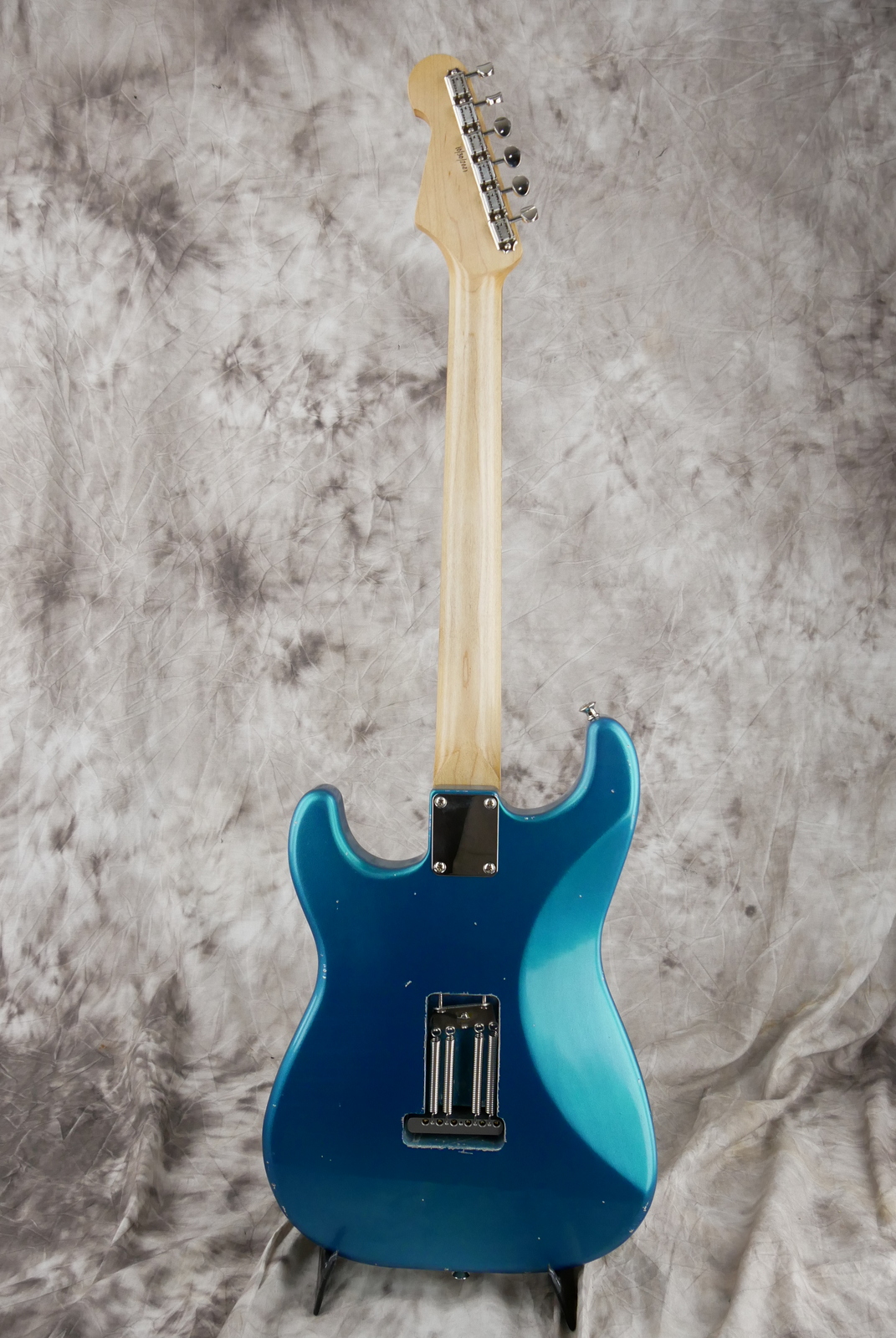 Waterslide_Stratocaster_type_Mojo_dual_foil_humbucker_ocean_turquoise_USA_2021-002.JPG