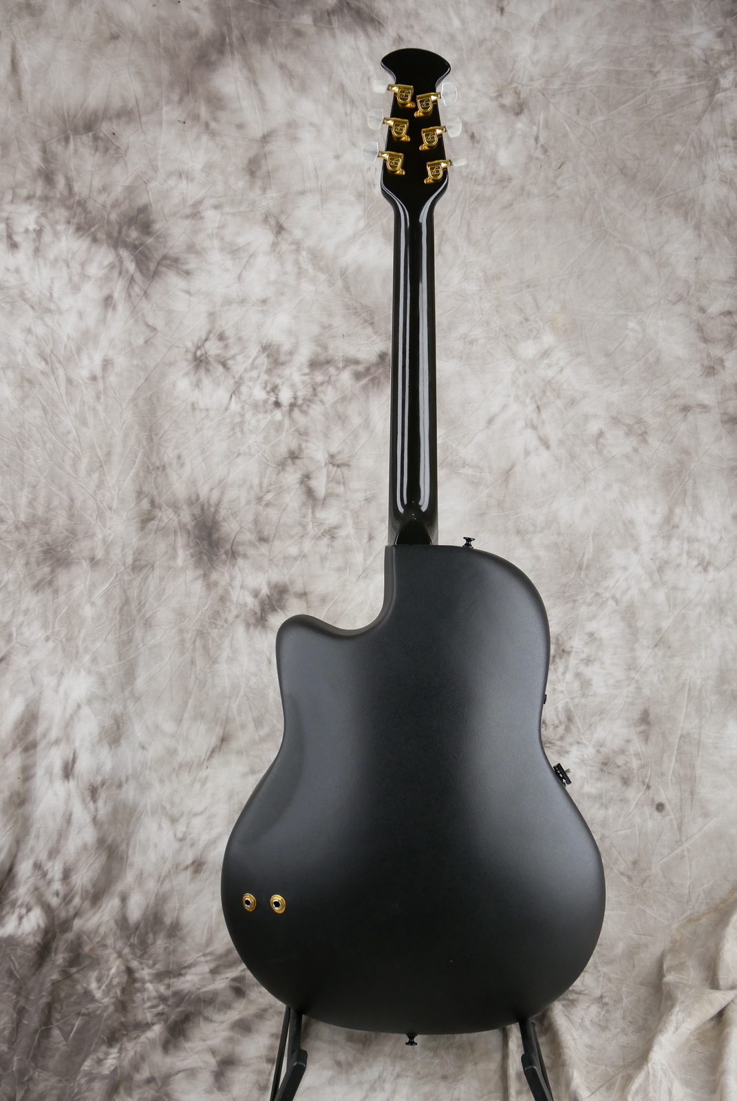 img/vintage/5425/Ovation_1569_Cusom_Legend_USA_black_1986-003.JPG