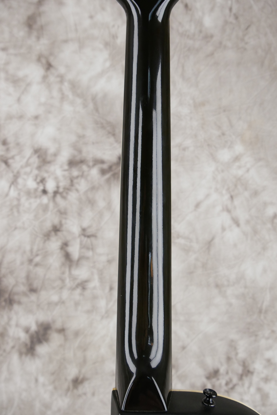 img/vintage/5425/Ovation_1569_Cusom_Legend_USA_black_1986-012.JPG
