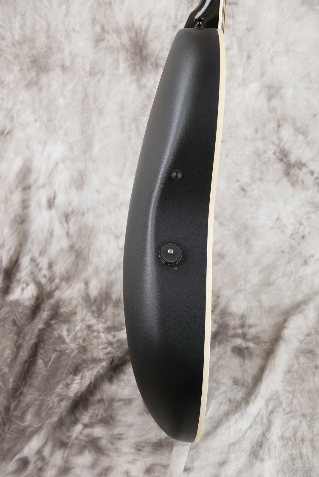 img/vintage/5425/Ovation_1569_Cusom_Legend_USA_black_1986-013.JPG
