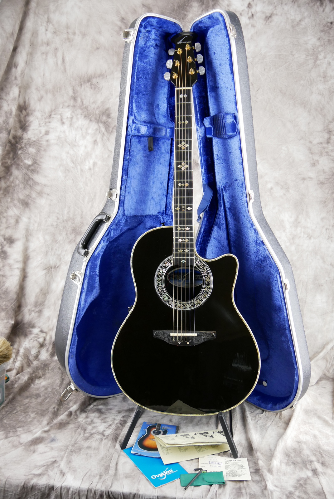 img/vintage/5425/Ovation_1569_Cusom_Legend_USA_black_1986-019.JPG