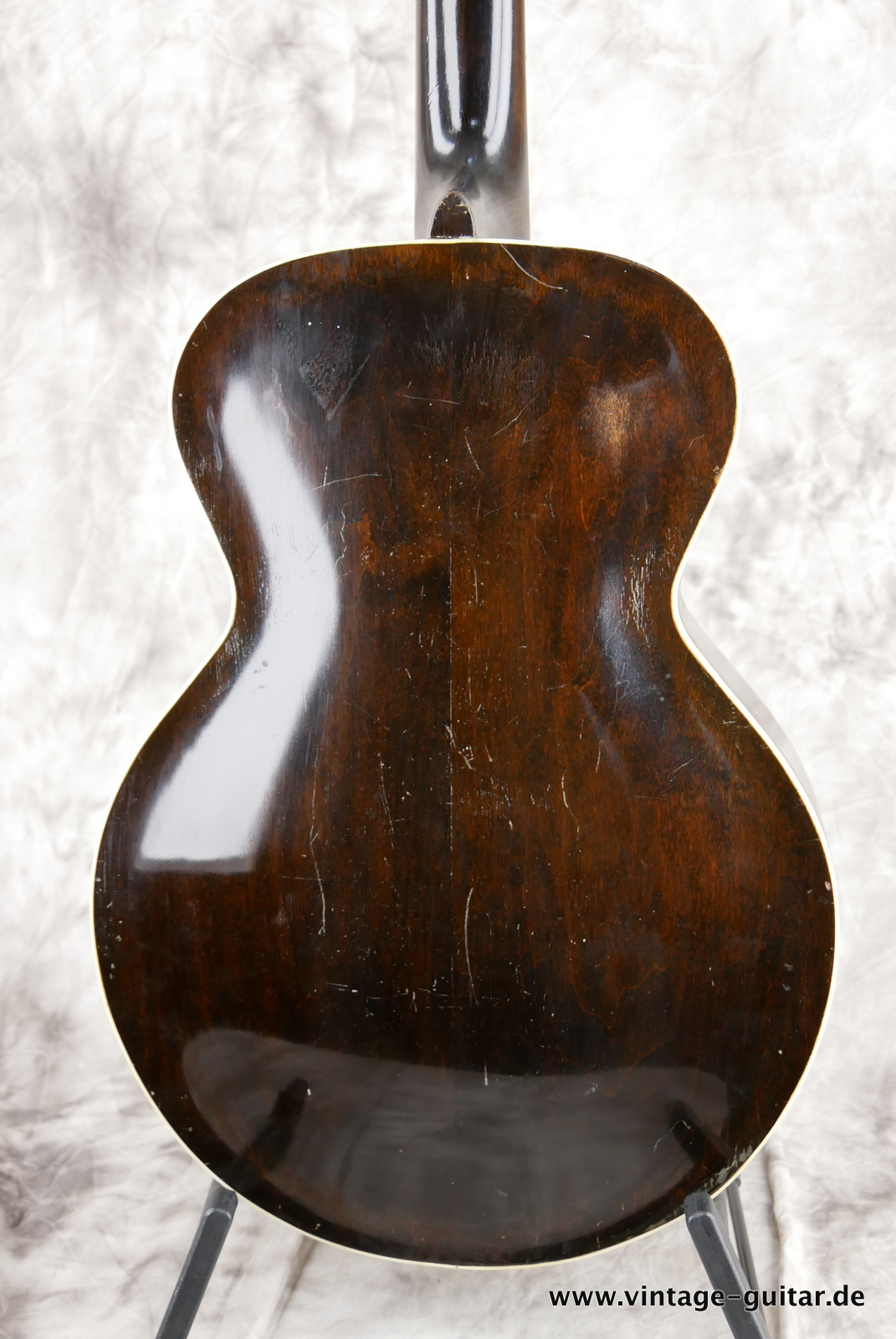 img/vintage/5430/Gibson_L_3_135inch_round_soundhole_sunburst_1930-004.JPG