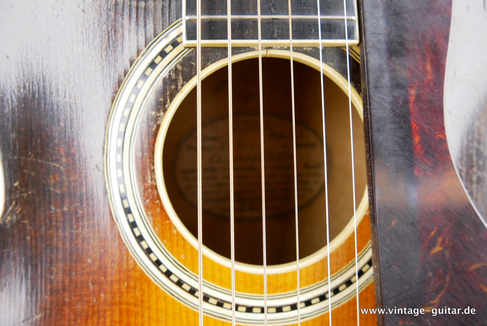 img/vintage/5430/Gibson_L_3_135inch_round_soundhole_sunburst_1930-013.JPG