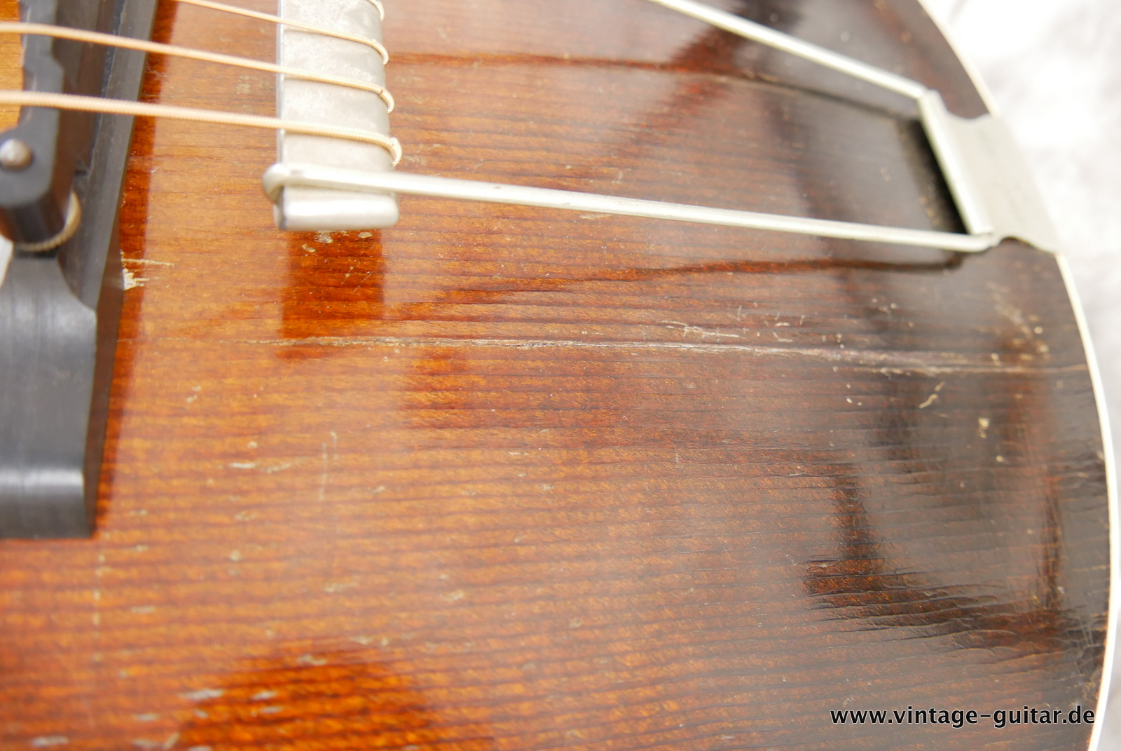 img/vintage/5430/Gibson_L_3_135inch_round_soundhole_sunburst_1930-016.JPG