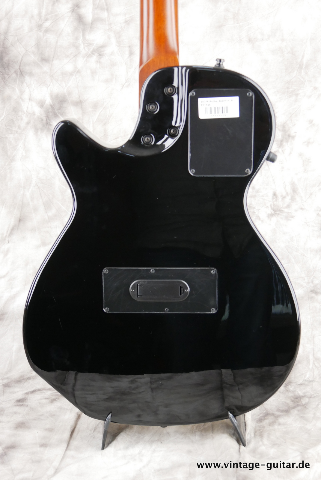 Godin_Multiac_Spectrum_SA_Canada_black_2014-004.JPG