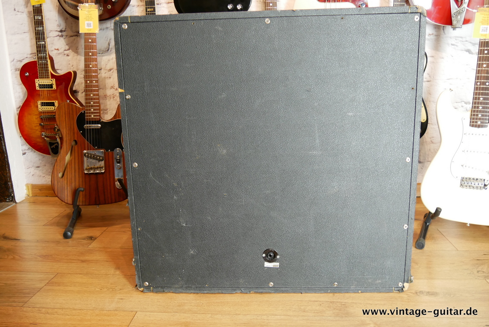 img/vintage/5438/Marshall_1960_B_basketweave_black_1971-002.JPG