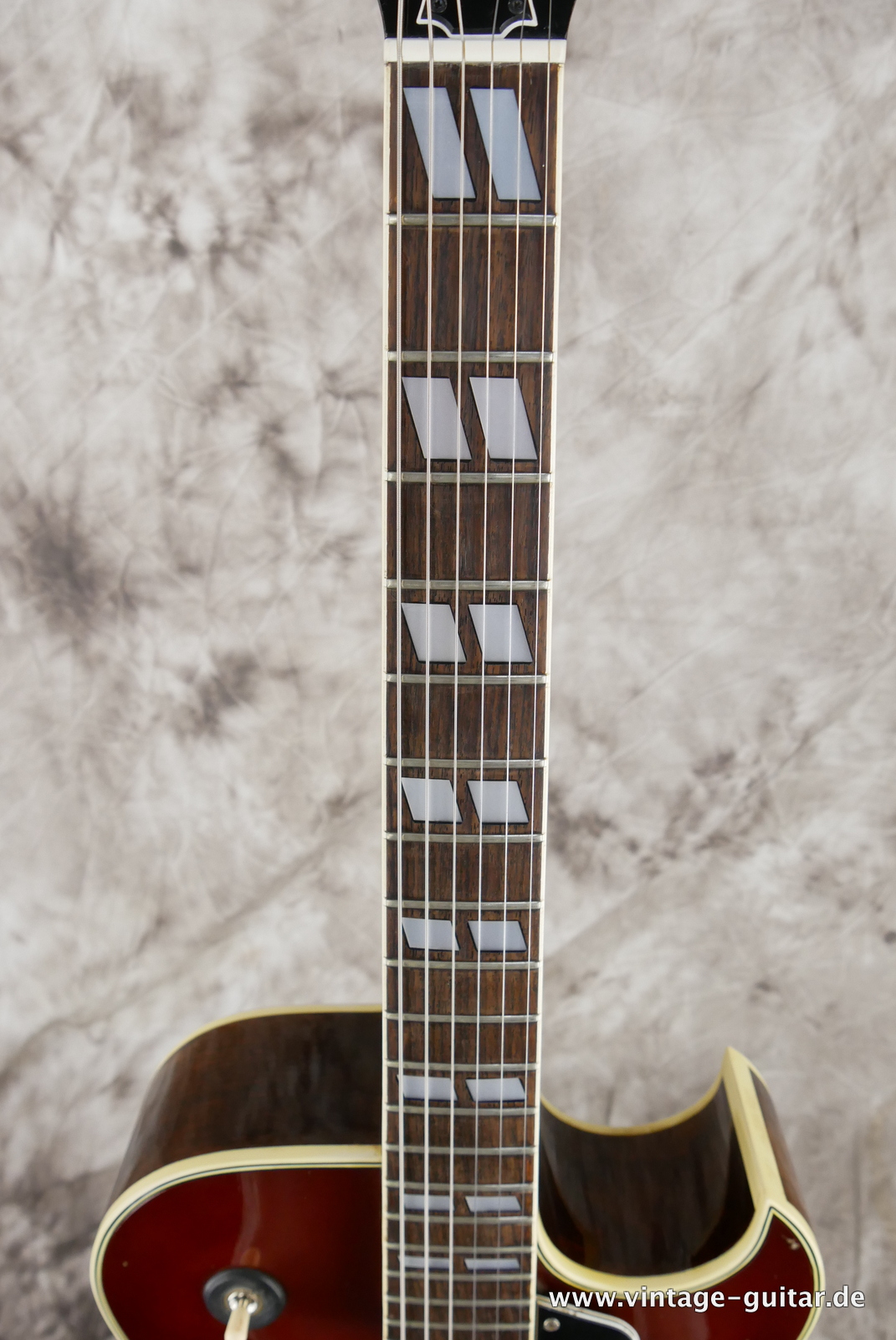 Ibanez-Model-2355-1975-sunburst-005.JPG