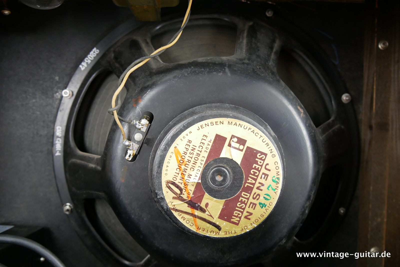 img/vintage/5444/Fender_Pro_Amp_blackface_black_1965-009.JPG