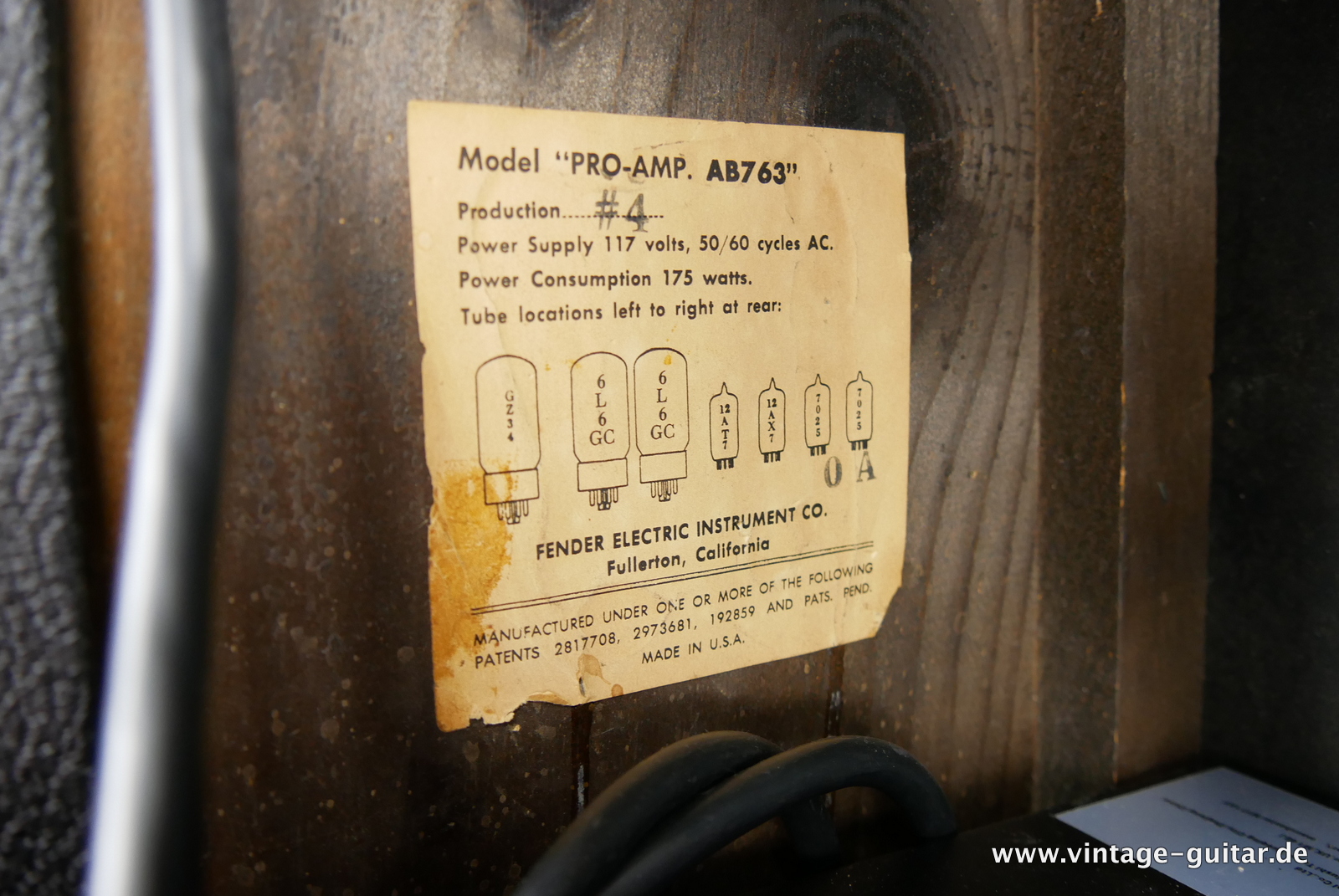img/vintage/5444/Fender_Pro_Amp_blackface_black_1965-012.JPG