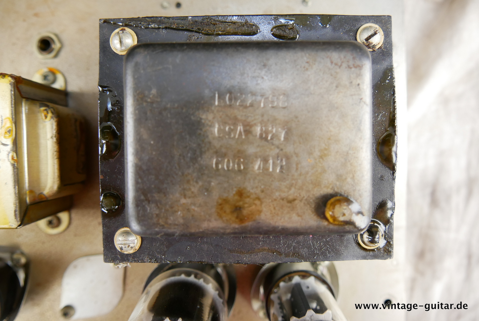 img/vintage/5444/Fender_Pro_Amp_blackface_black_1965-013.JPG