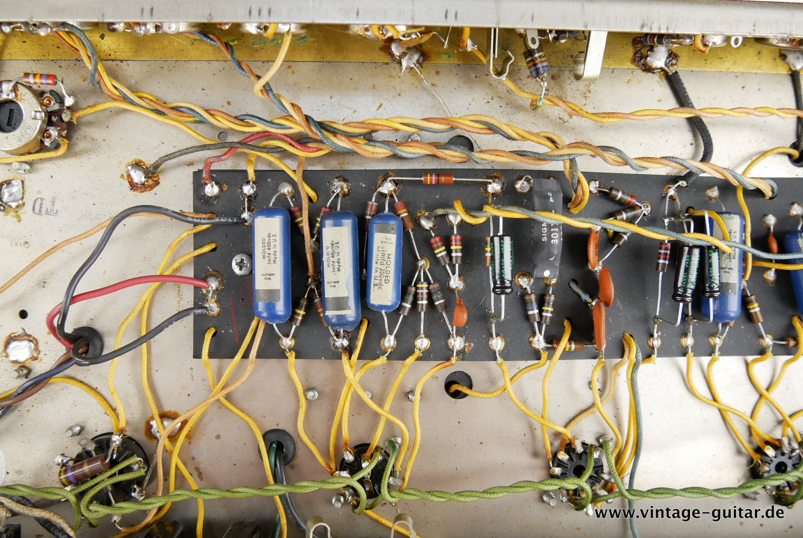 img/vintage/5444/Fender_Pro_Amp_blackface_black_1965-019.JPG