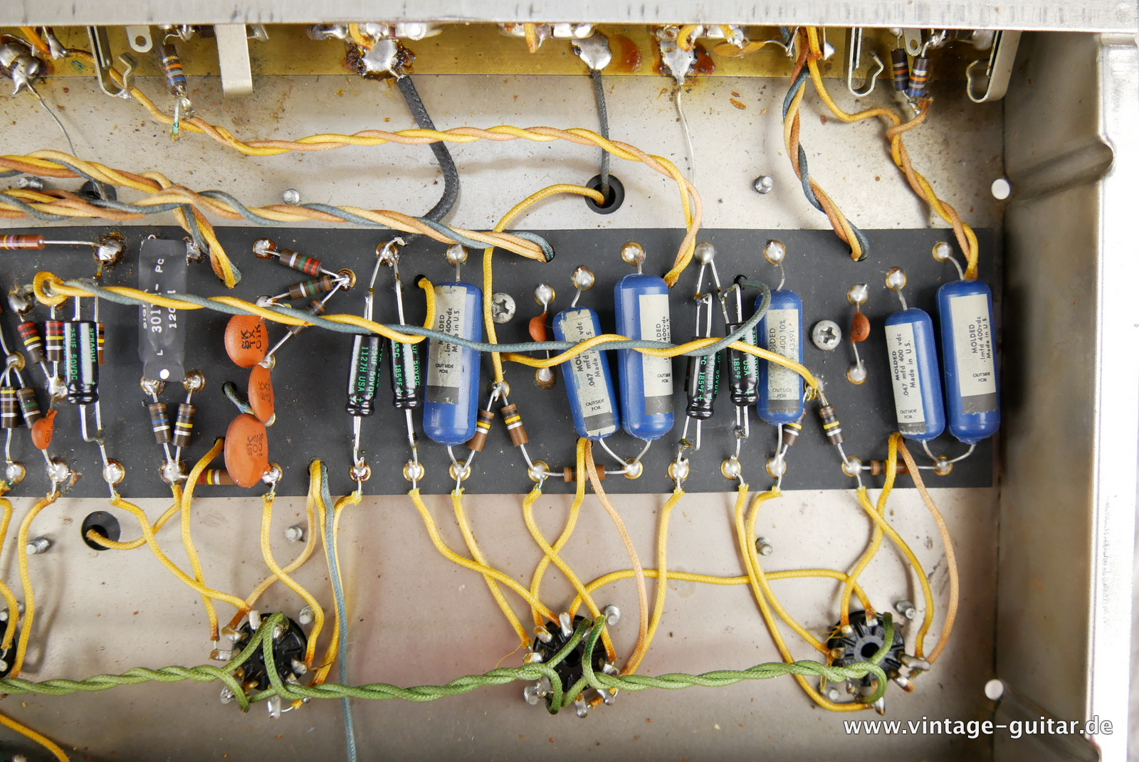 img/vintage/5444/Fender_Pro_Amp_blackface_black_1965-020.JPG