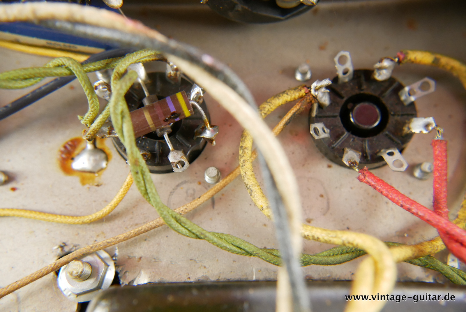 img/vintage/5444/Fender_Pro_Amp_blackface_black_1965-029.JPG