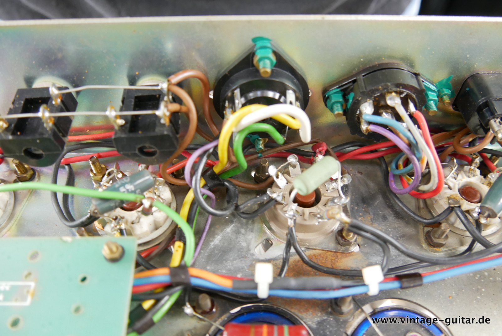 img/vintage/5448/Marshall_JMP_Super_Lead_100_MKII_1958_GB_black_1977-022.JPG