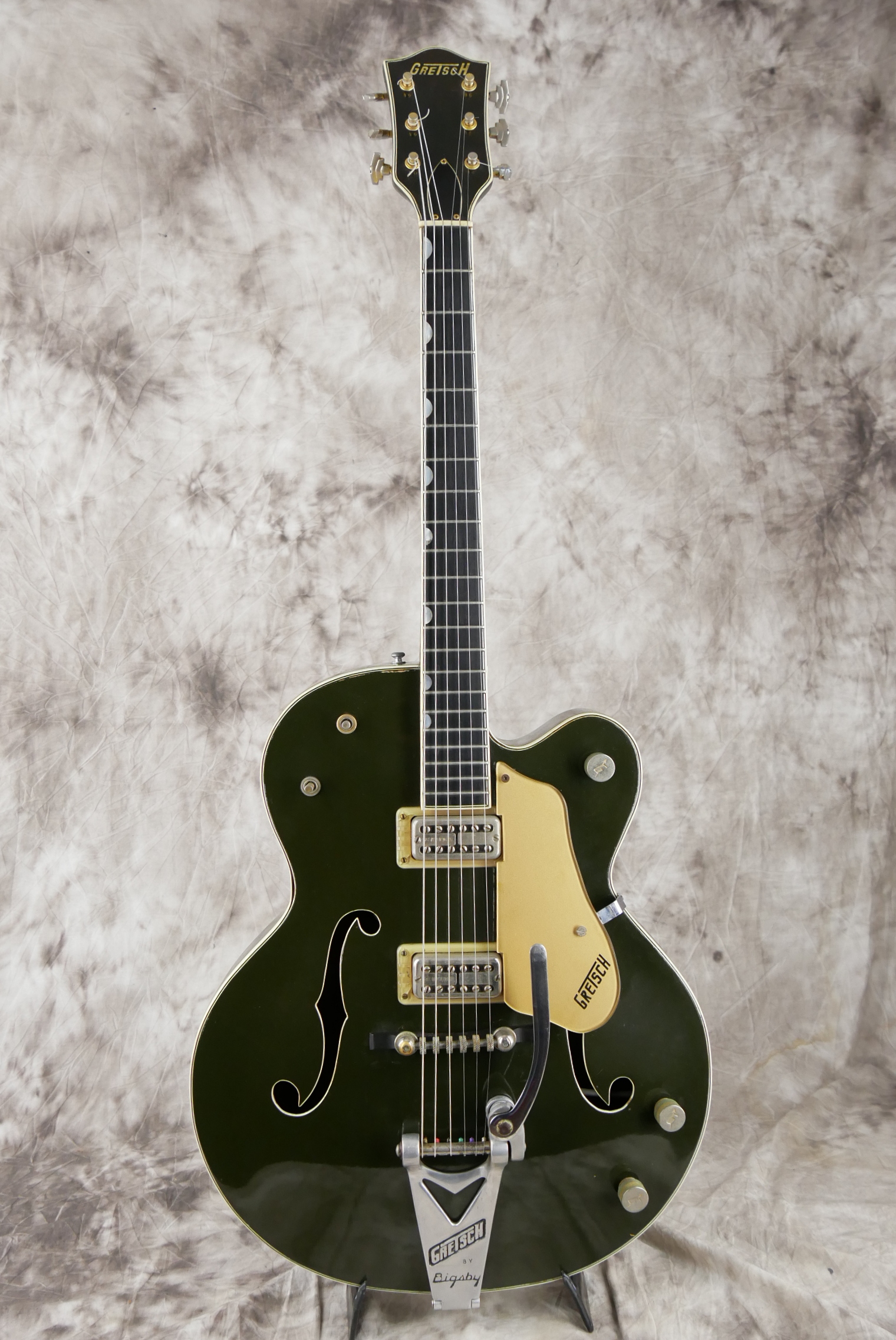 Gretsch_courty_club_1959_cadillac_green-001.JPG