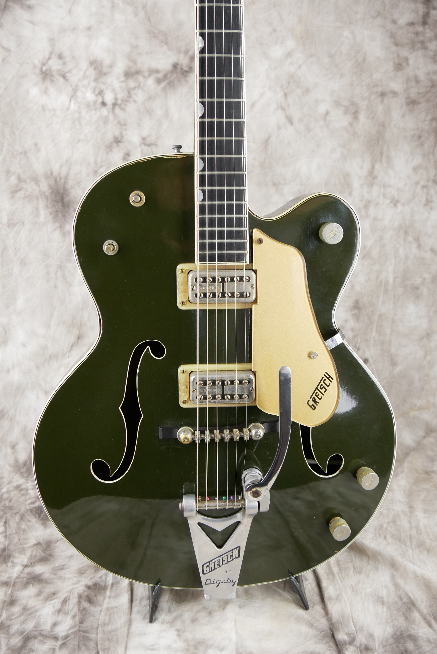 img/vintage/5454/Gretsch_courty_club_1959_cadillac_green-007.JPG