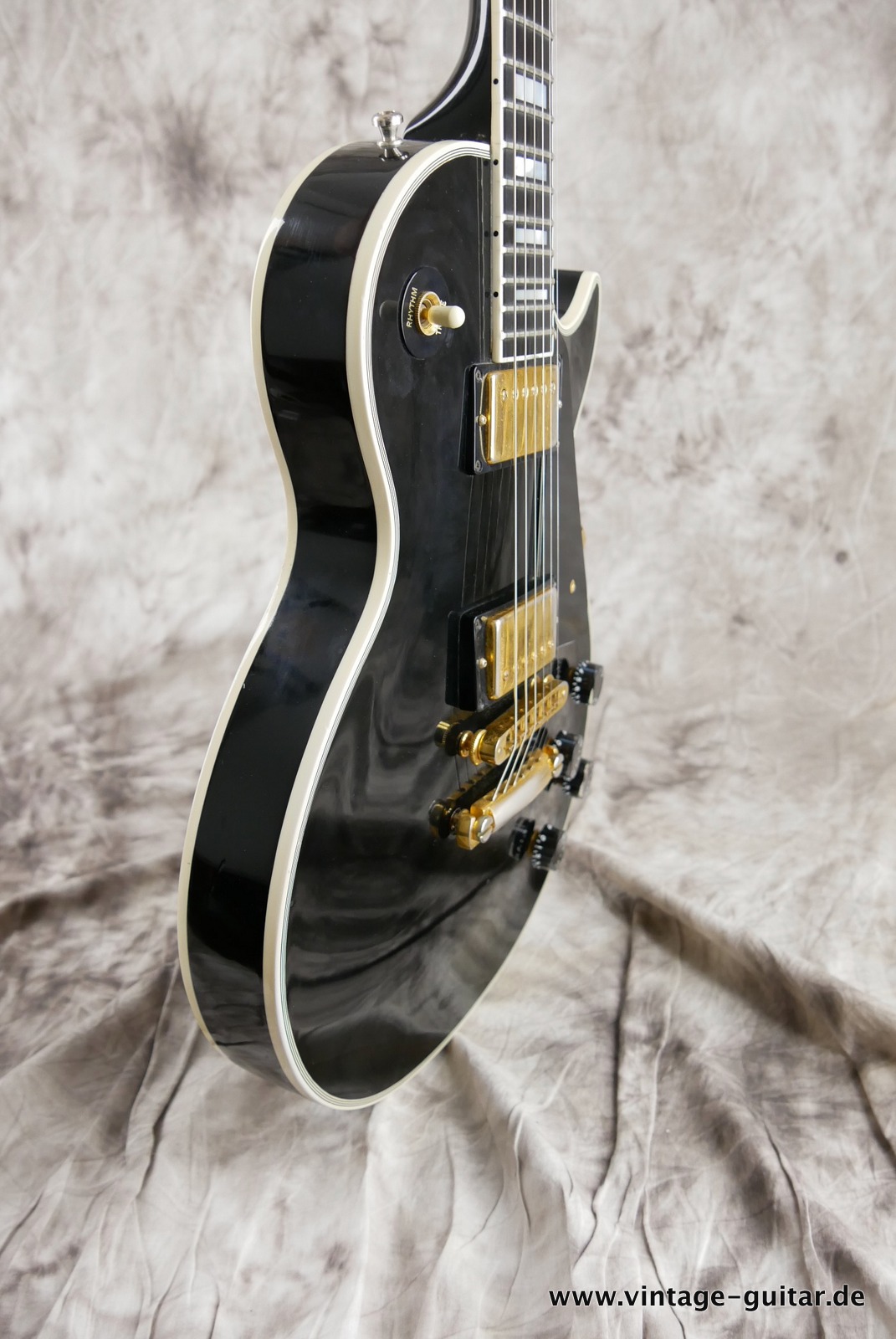 gibson-les-paul-custom-1991-black-009.jpg