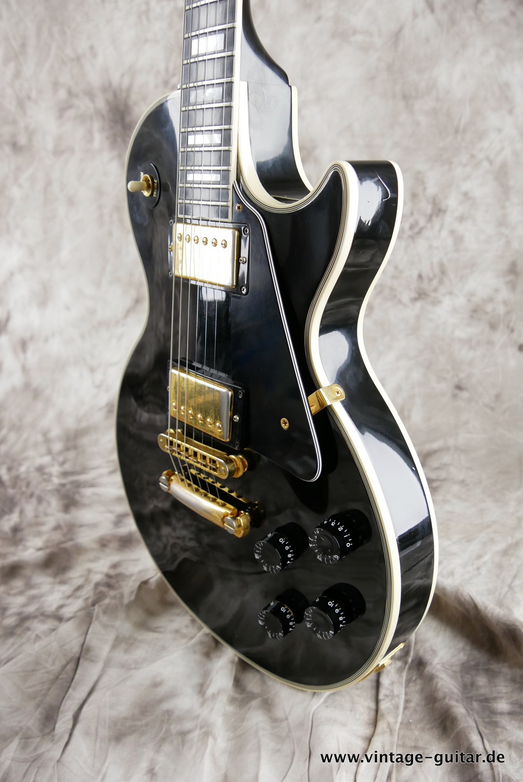 gibson-les-paul-custom-1991-black-010.jpg