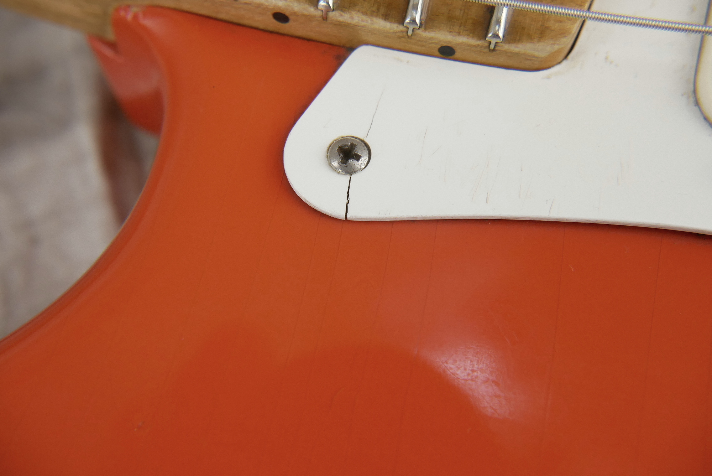 Fender-Stratocaster-57-Vintage-Reissue-1982-fiesta-red-019.JPG