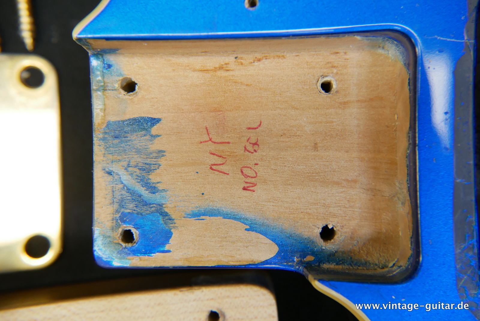 ESP_king_bee_telecaster_sparkle_blue_1990_chandler-014.JPG