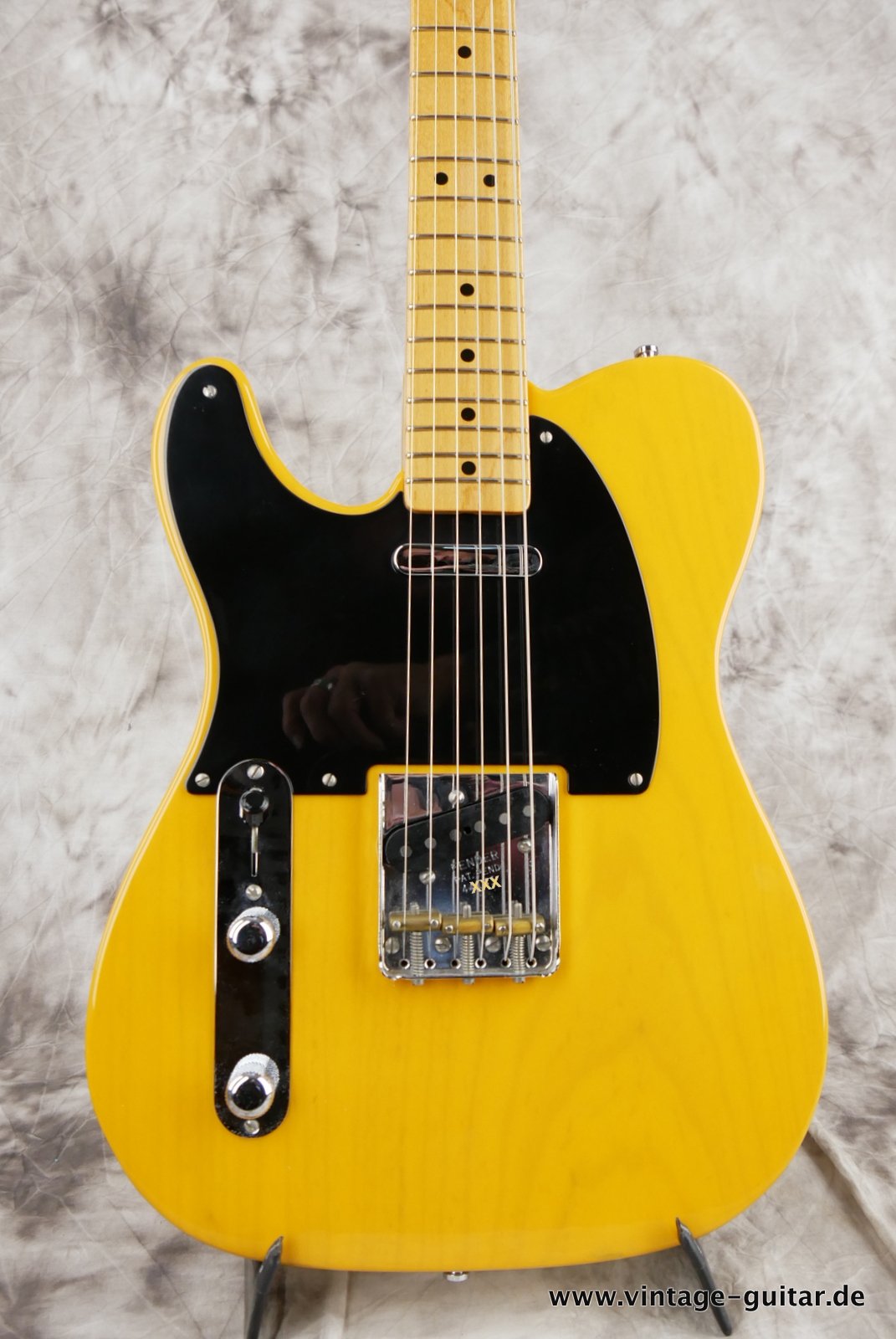 img/vintage/5472/Fender_Telecaster_52_reissue_2002_blond_USA-007.JPG