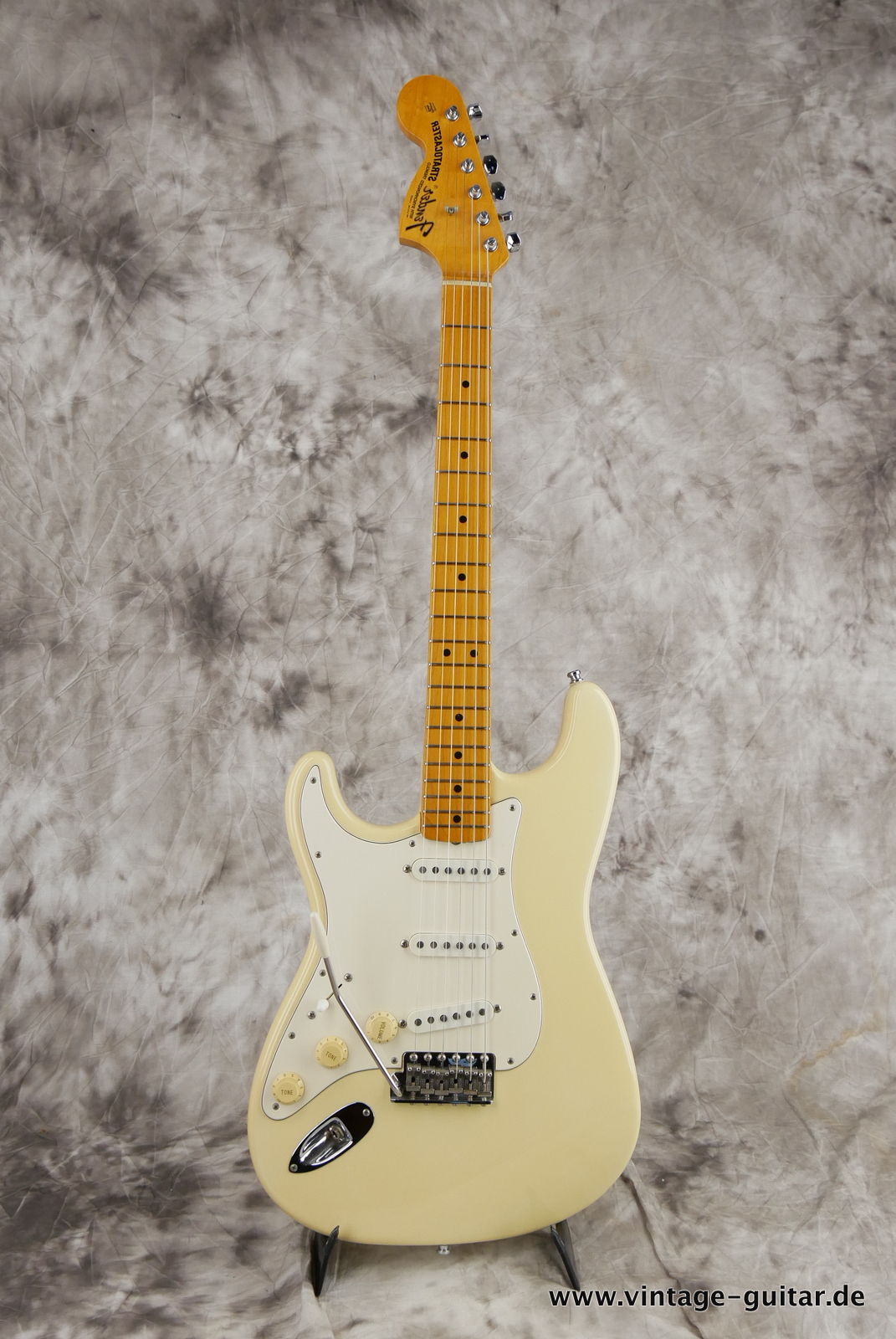 Fender_Stratocaster_Jimi_Hemdrix_Tribute_1997_olympic_white-001.JPG