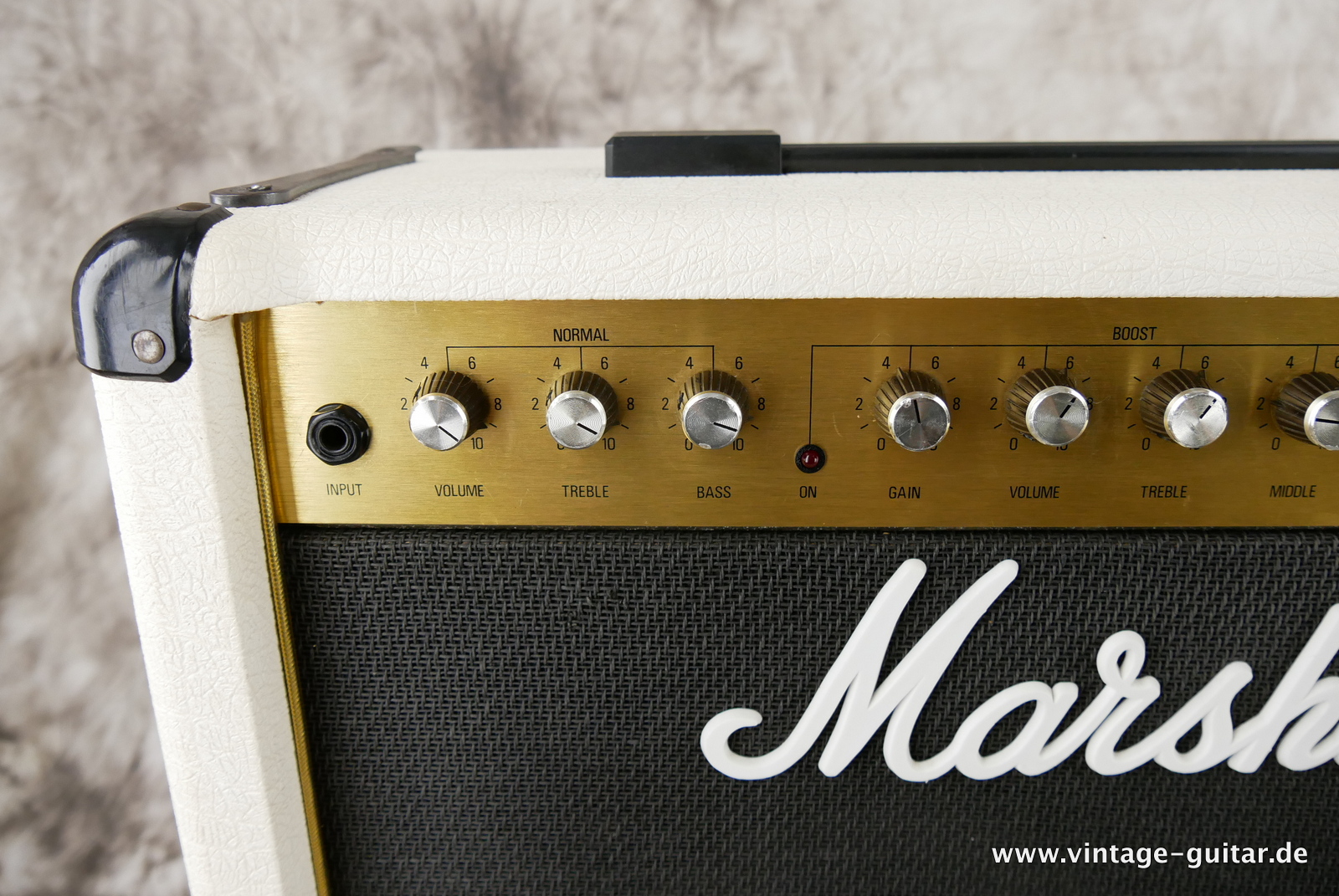 Marshall-Model-4210-Combo-50W-1983-white-006.JPG