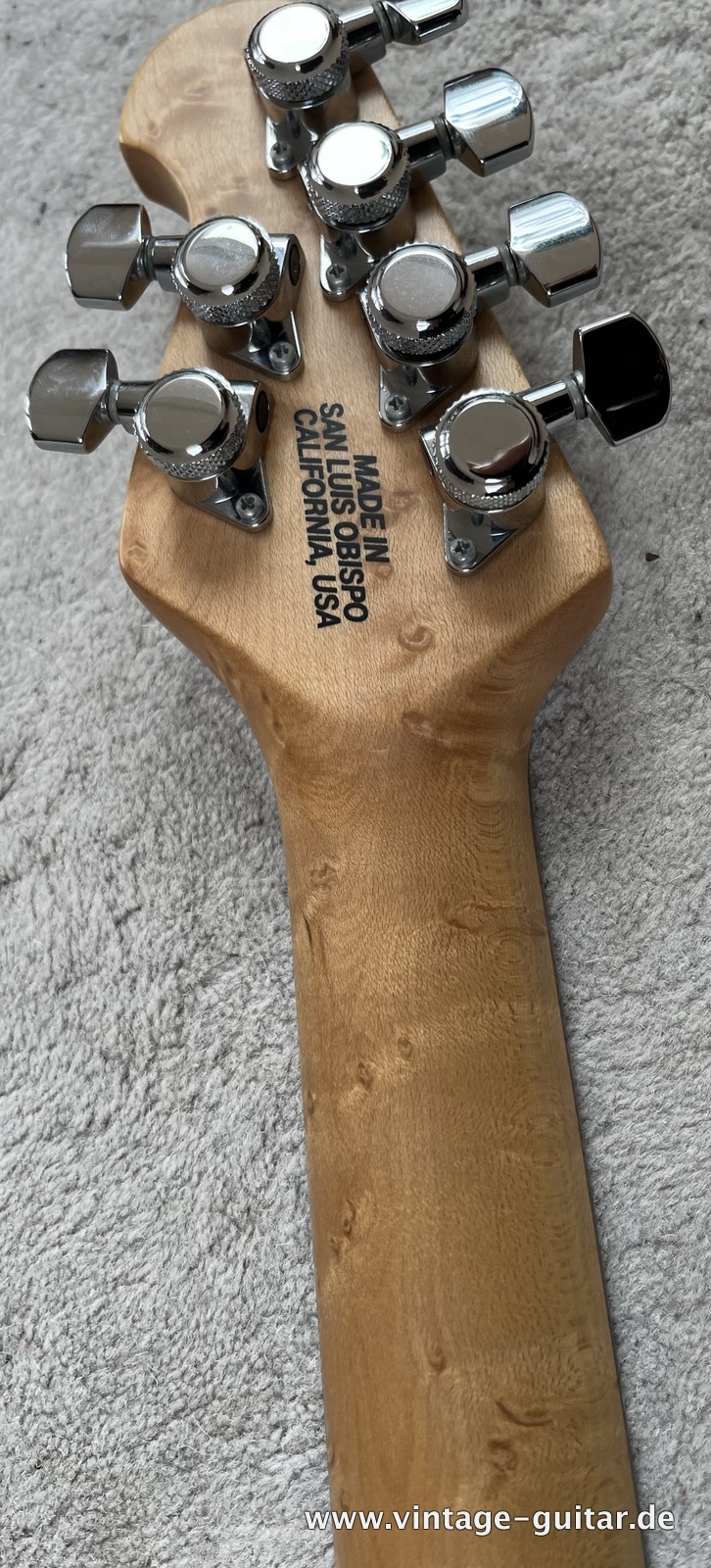 img/vintage/5492/Music_Man_Steve_Morse_Blue_Burst_USA_2005-006.jpg