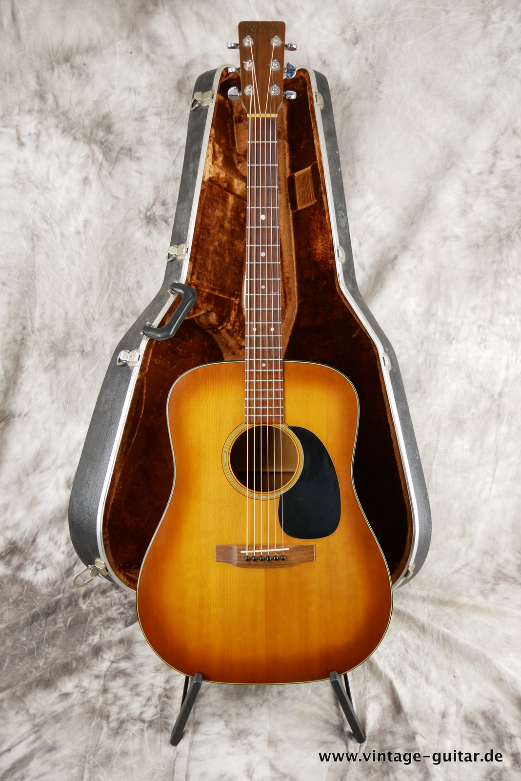 Martin-D-18-1978-shaded-top-016.JPG