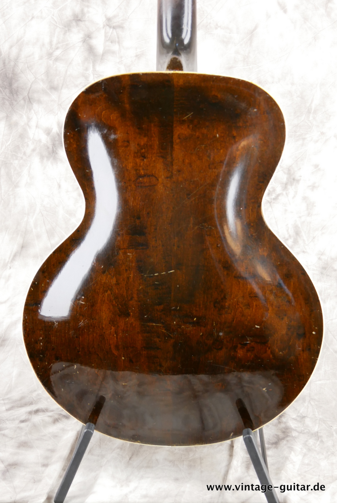 img/vintage/5496/Gibson_ES_150_P_13_PU_sunburst_1942-004.JPG
