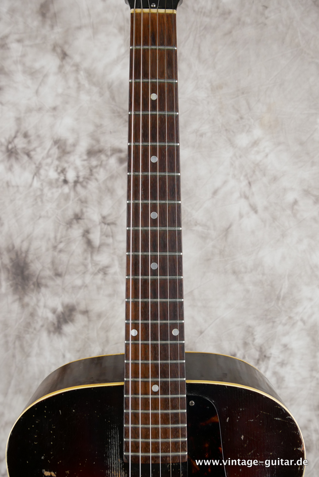 img/vintage/5496/Gibson_ES_150_P_13_PU_sunburst_1942-011.JPG