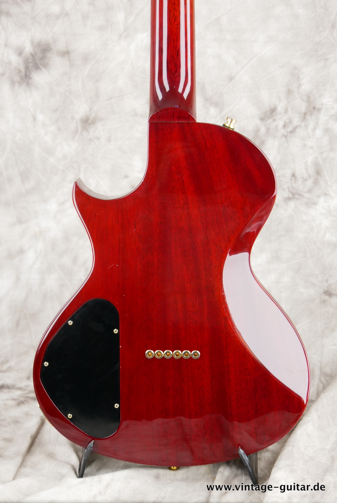 img/vintage/5499/Gibson_Nighthawk_Std_DSS3_20th_anniversary_USA_sunburst_2013-004.JPG