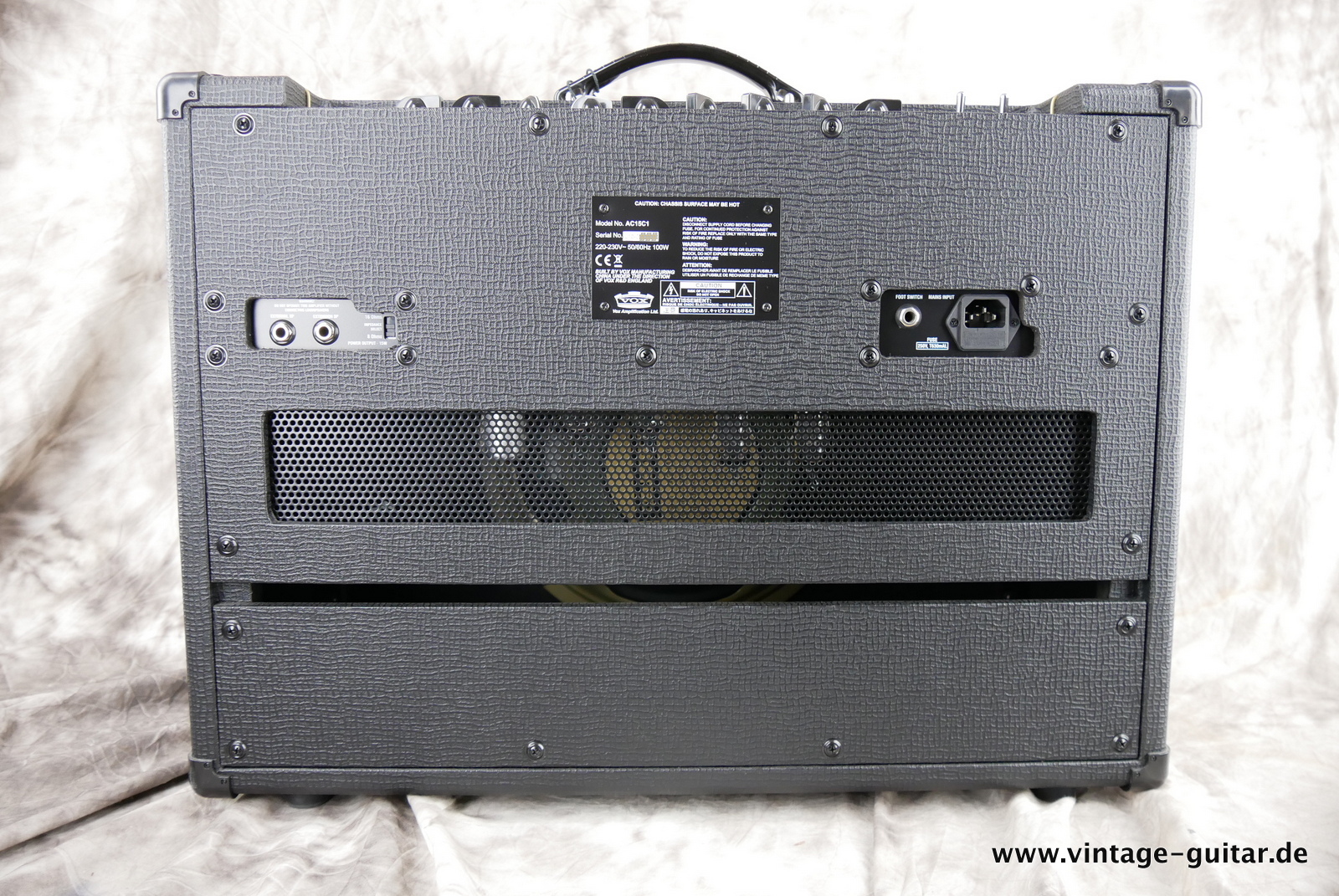img/vintage/5502/Vox_AC_15_C1_black_China_2010-002.JPG